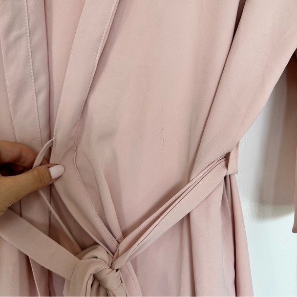 Light Pink Ruffle Bridal/Bridesmaids Robe | Wedding Party Gift - Picture 4 of 6